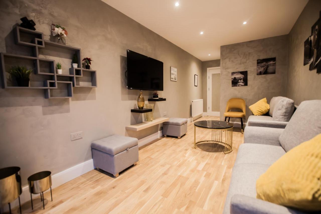 Luxury Fulham 3 Bedroom Garden House ลอนดอน ภายนอก รูปภาพ